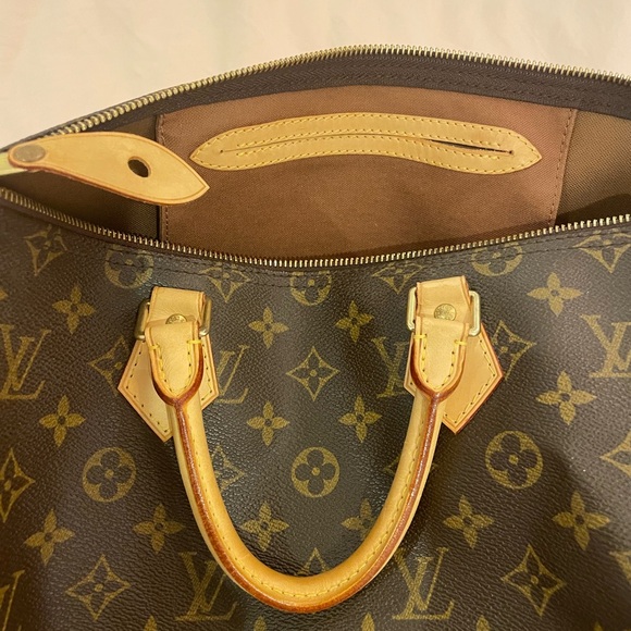Louis Vuitton Monogram Speedy 35 - Picture 7 of 10